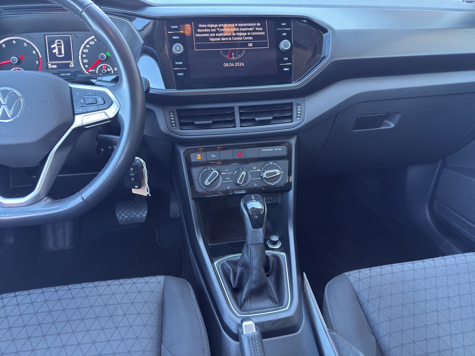 VW T-Cross 1.0 TSI Life DSG-image-10