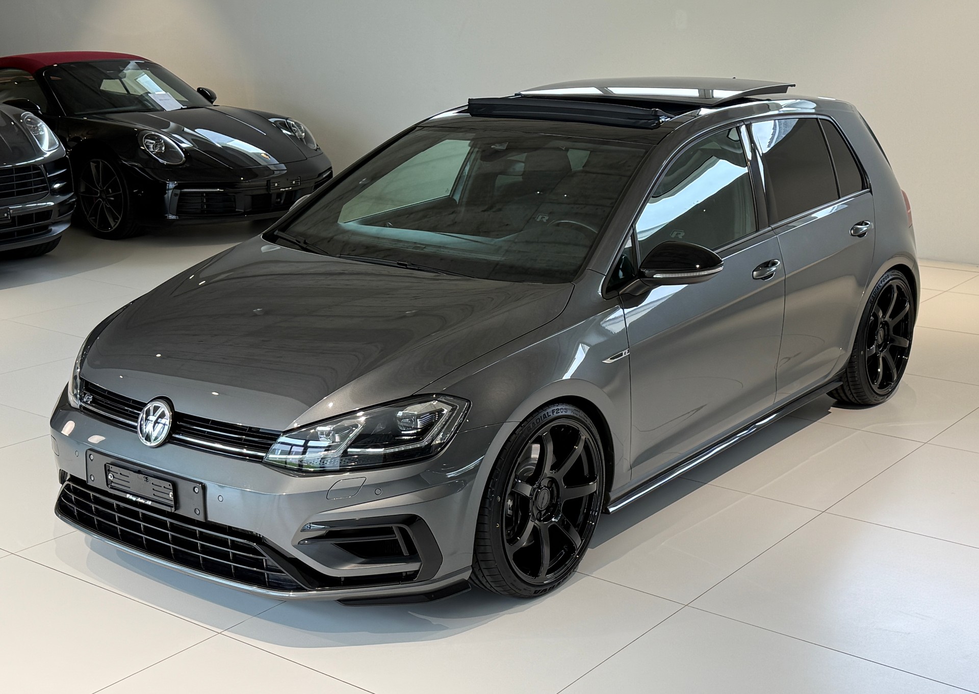 VW Golf 2.0 TSI R 4Motion DSG ***FACELIFT 310PS***H&R***OHNE OPF***PANORAMADACH***-image-0