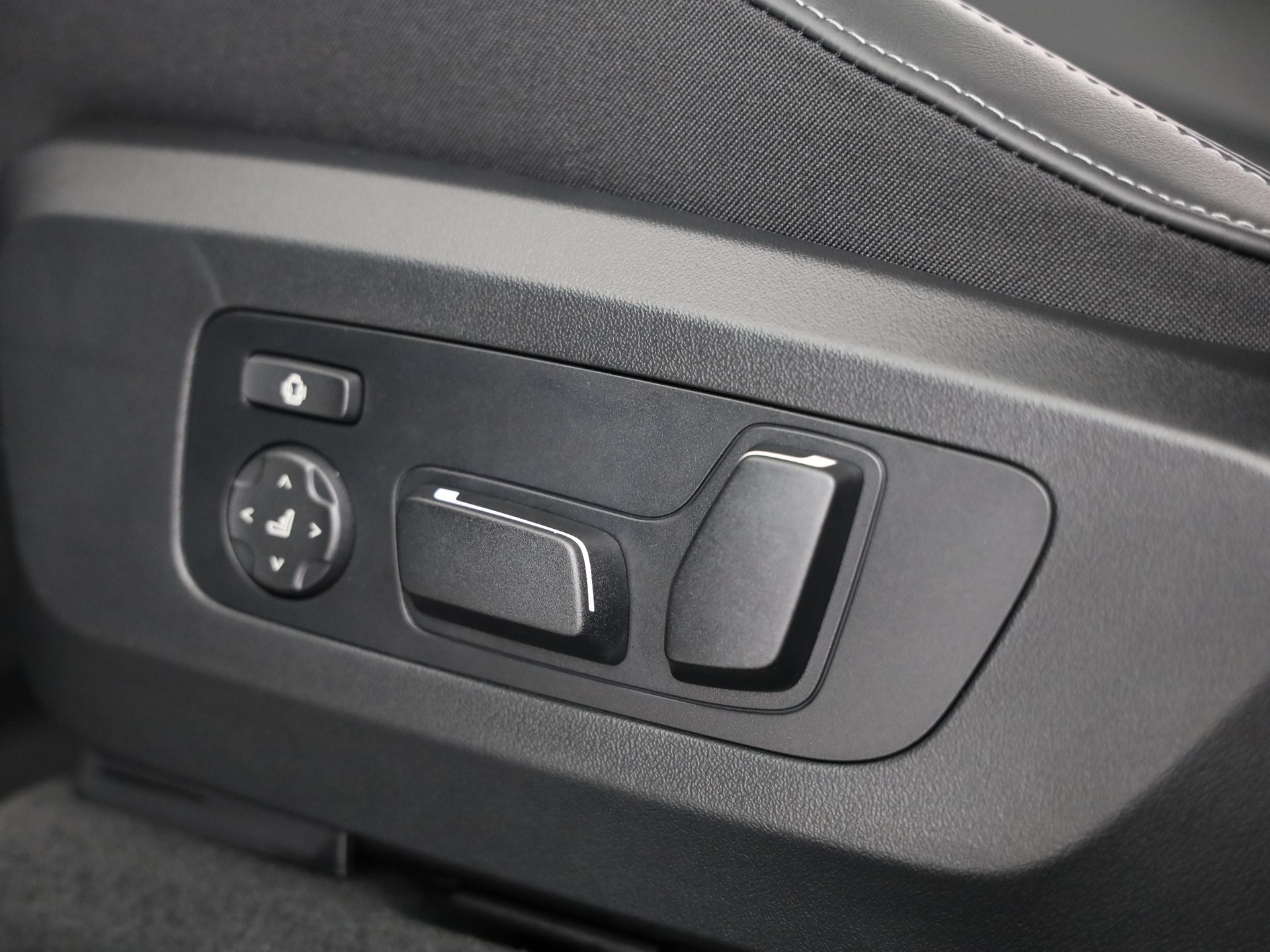 BMW X3 20i xDrive-image-16