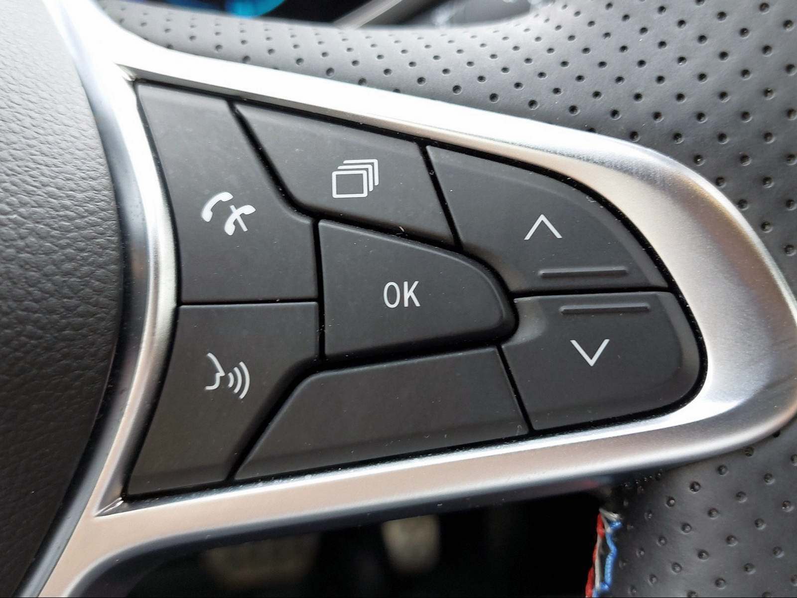 RENAULT Clio 1.6 E-Tech esprit Alpine-image-12