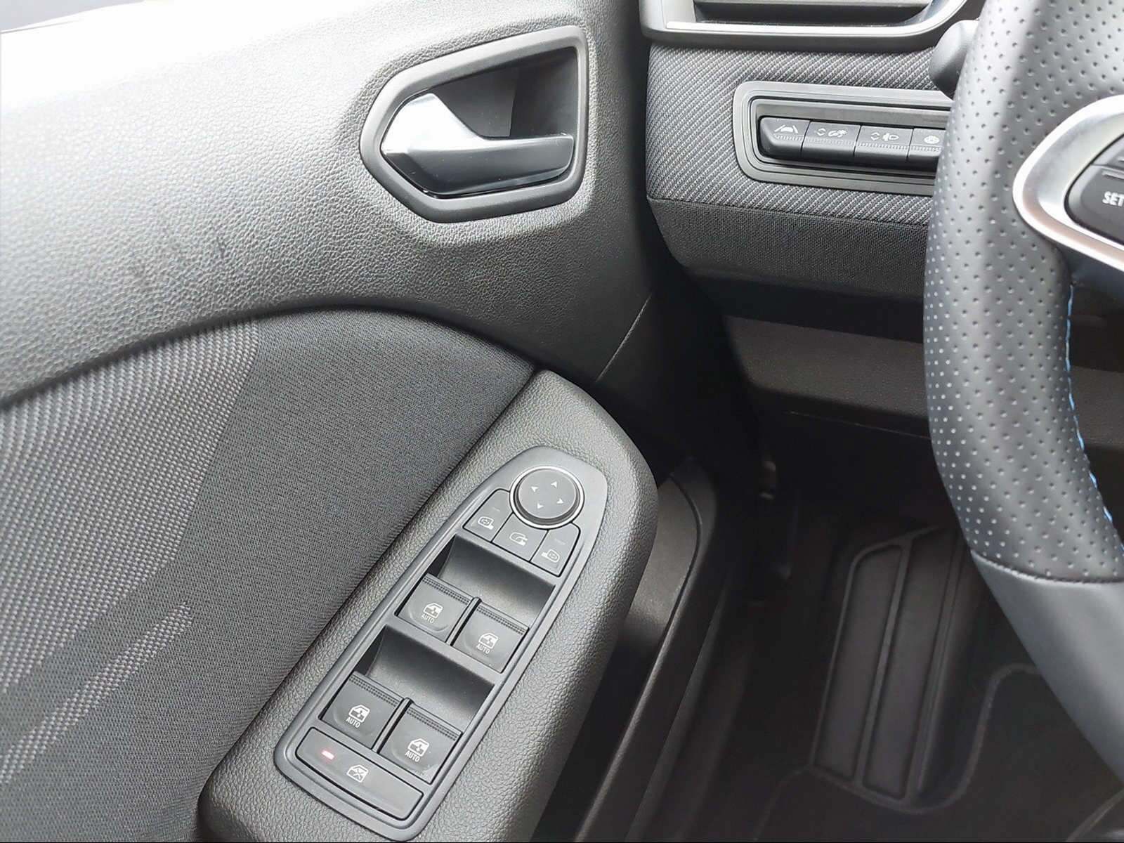 RENAULT Clio 1.6 E-Tech esprit Alpine-image-14