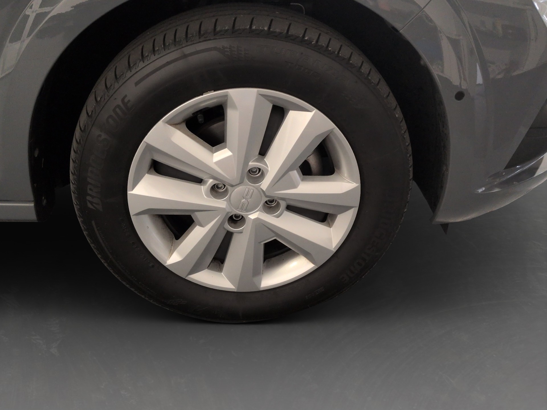 DACIA Sandero TCe 90 Expression CVT-image-25