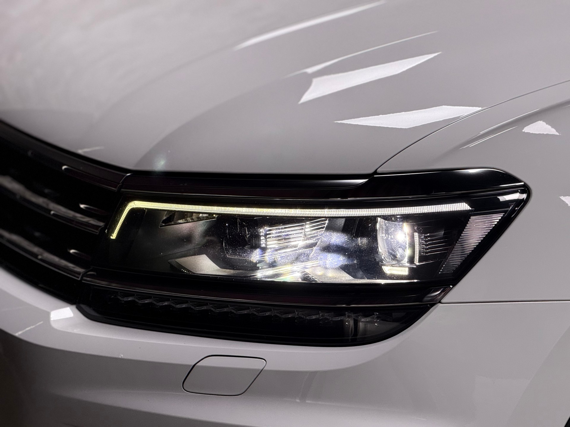 VW Tiguan 2.0TSI Highline 4Motion DSG-image-6
