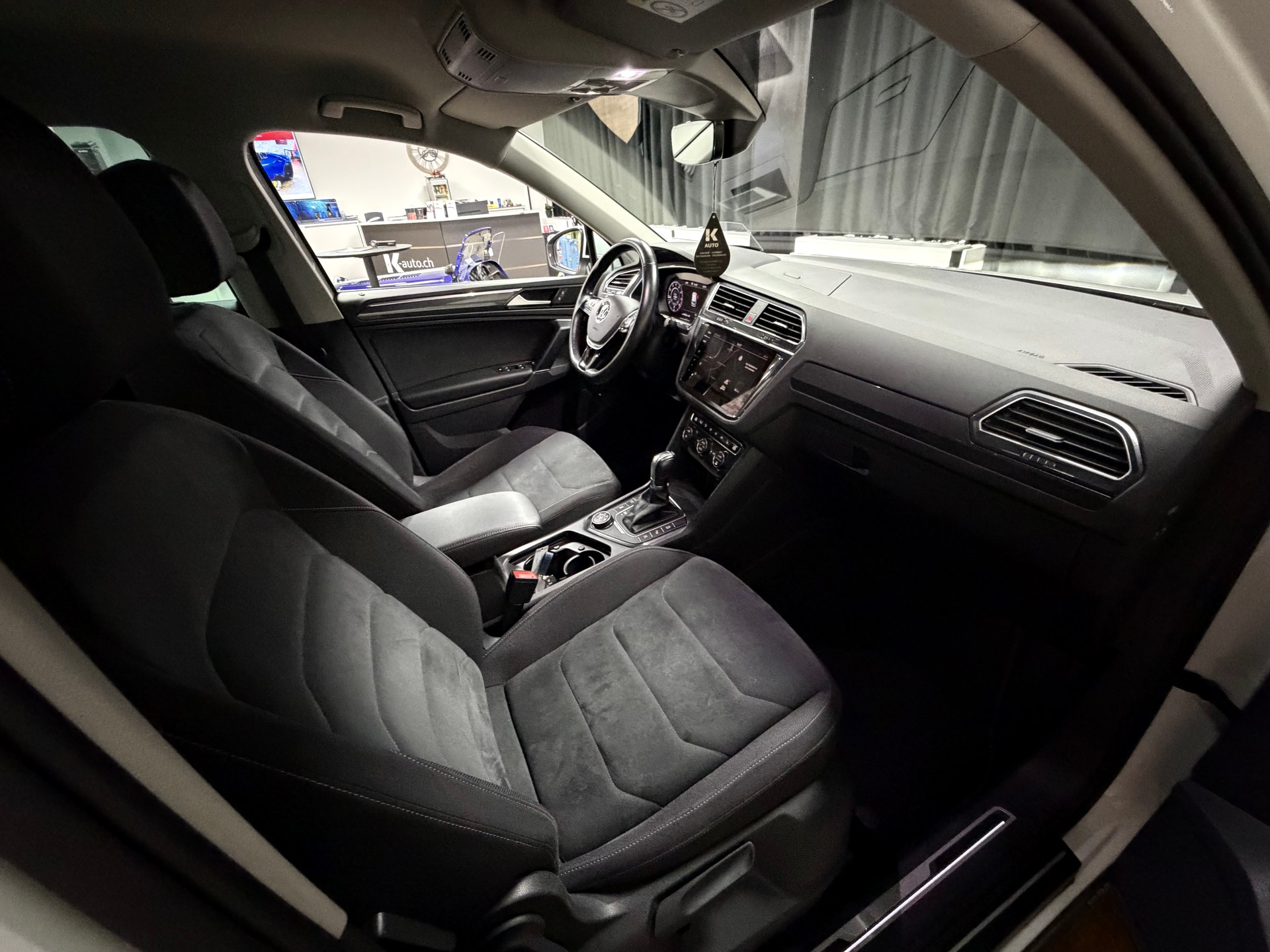 VW Tiguan 2.0TSI Highline 4Motion DSG-image-29