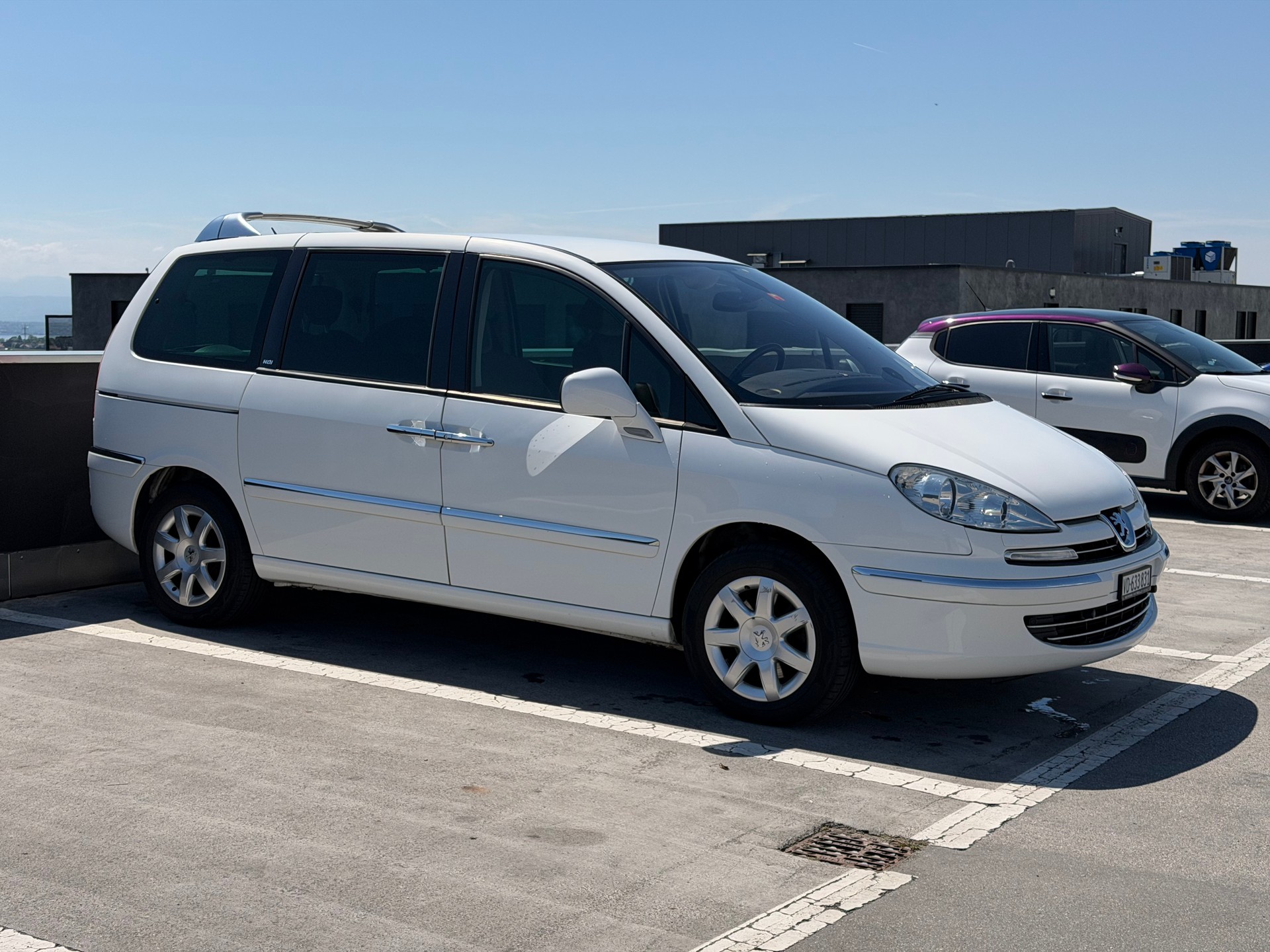 PEUGEOT 807 2.0 16V HDi Family+ Tiptronic-image-2