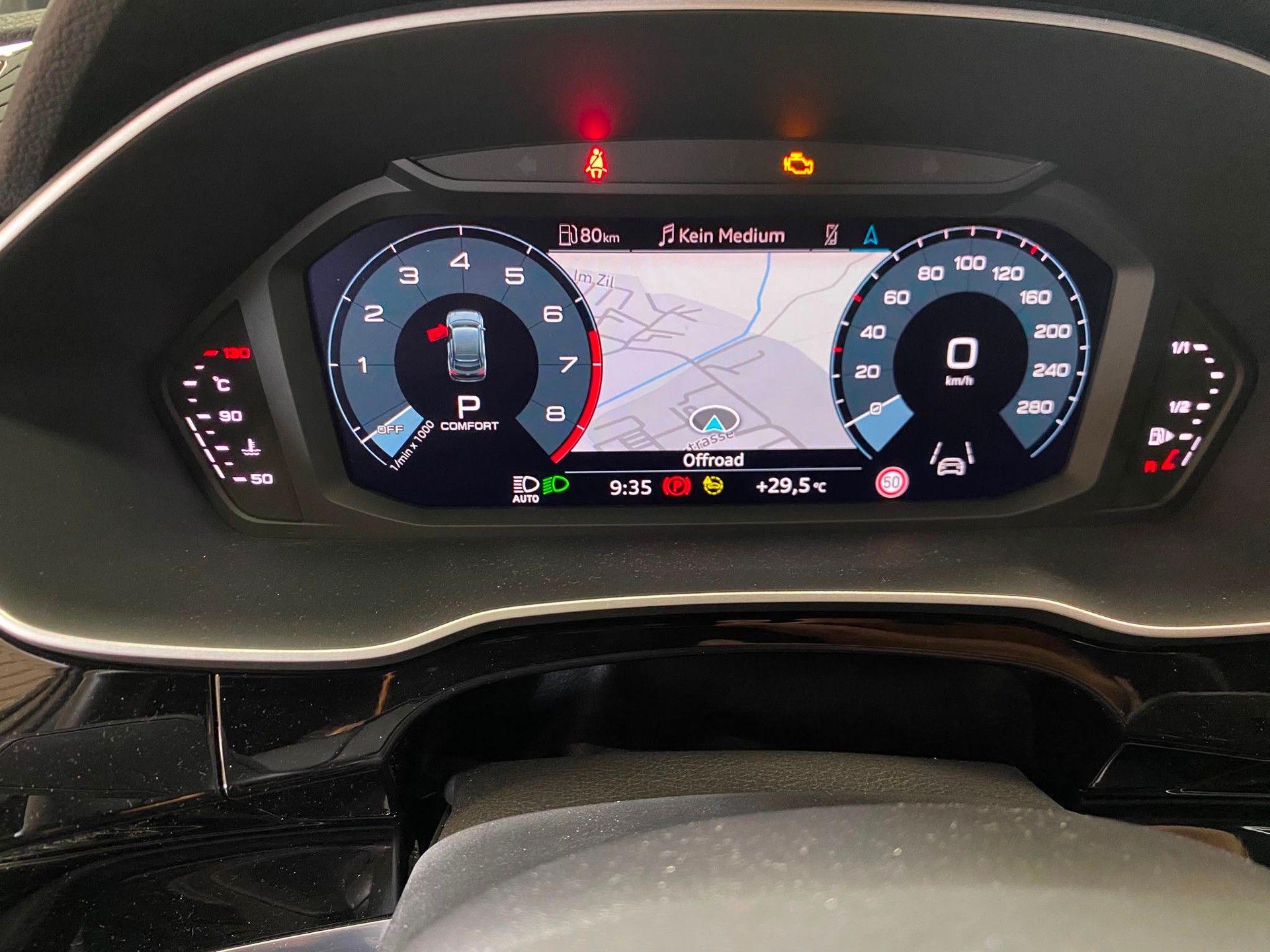 AUDI Q3 Sportback 35 TFSI Attraction S-tronic-image-10