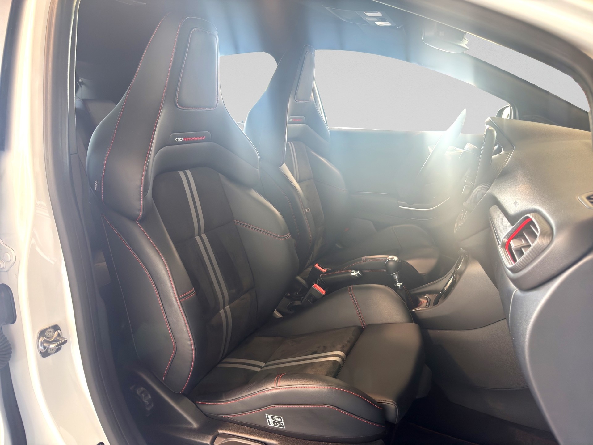 FORD Puma 1.5 SCTi STX-image-15