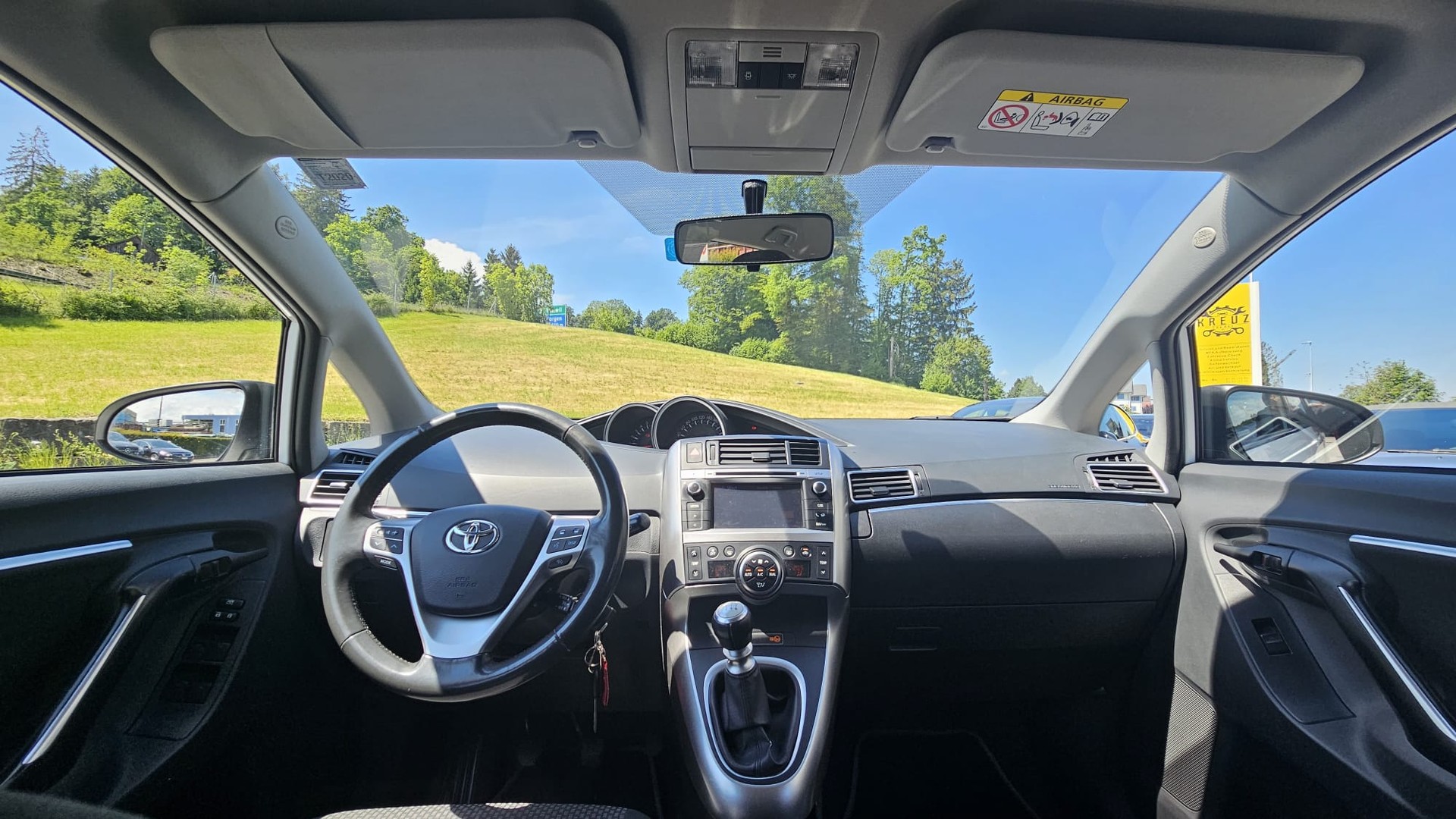 TOYOTA Verso 1.8 Sol-image-5