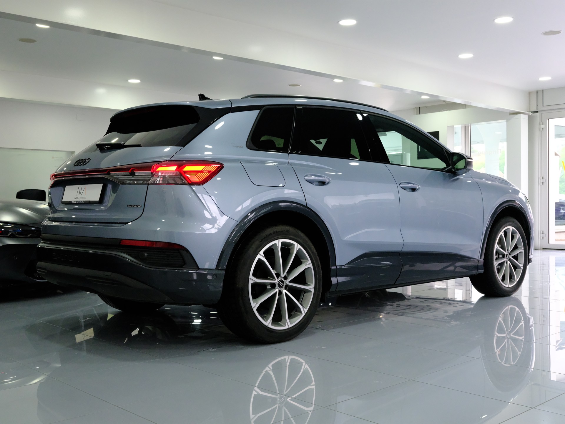 AUDI Q4 Sportback e-tron 45 quattro-image-6