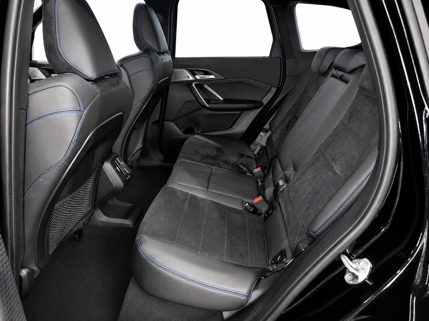BMW X1 30e xDrive M-SSPORT CH FAHRZEUG-image-15