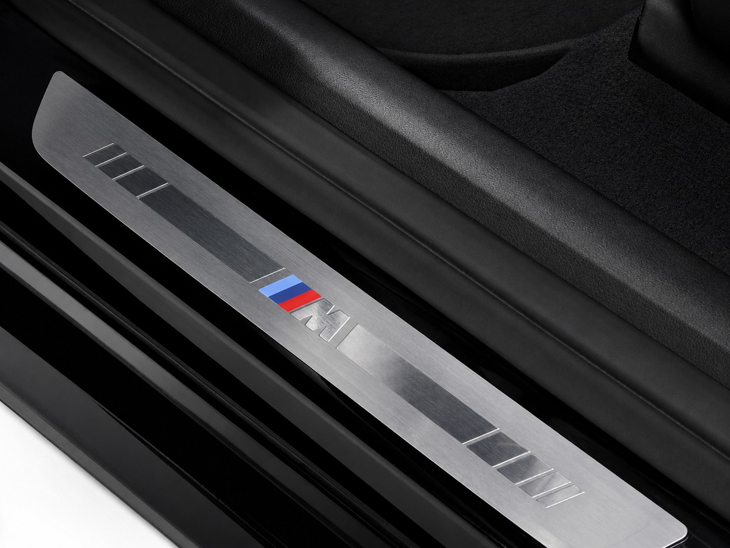 BMW X1 30e xDrive M-SSPORT CH FAHRZEUG-image-25