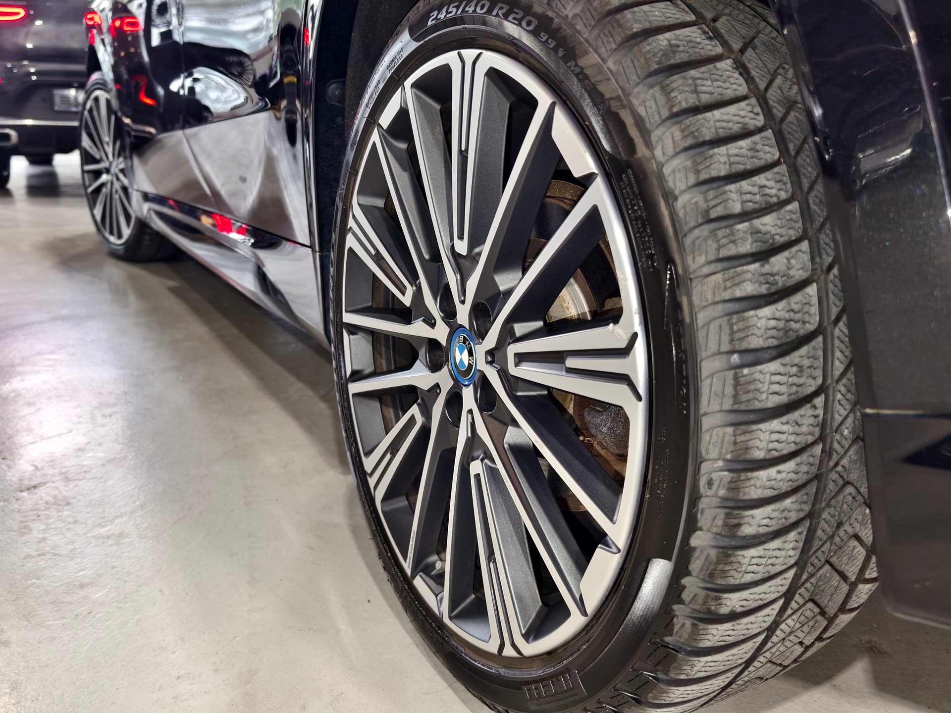 BMW X1 30e xDrive M-SSPORT CH FAHRZEUG-image-31