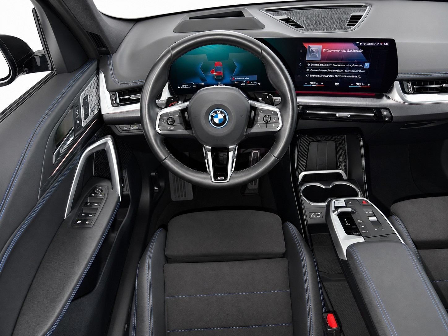 BMW X1 30e xDrive M-SSPORT CH FAHRZEUG-image-9