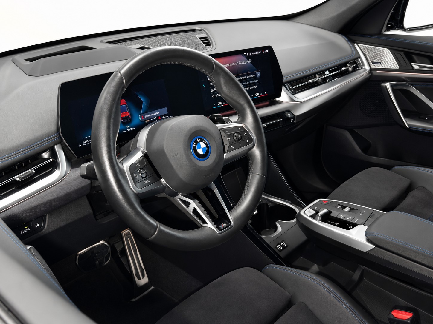 BMW X1 30e xDrive M-SSPORT CH FAHRZEUG-image-10