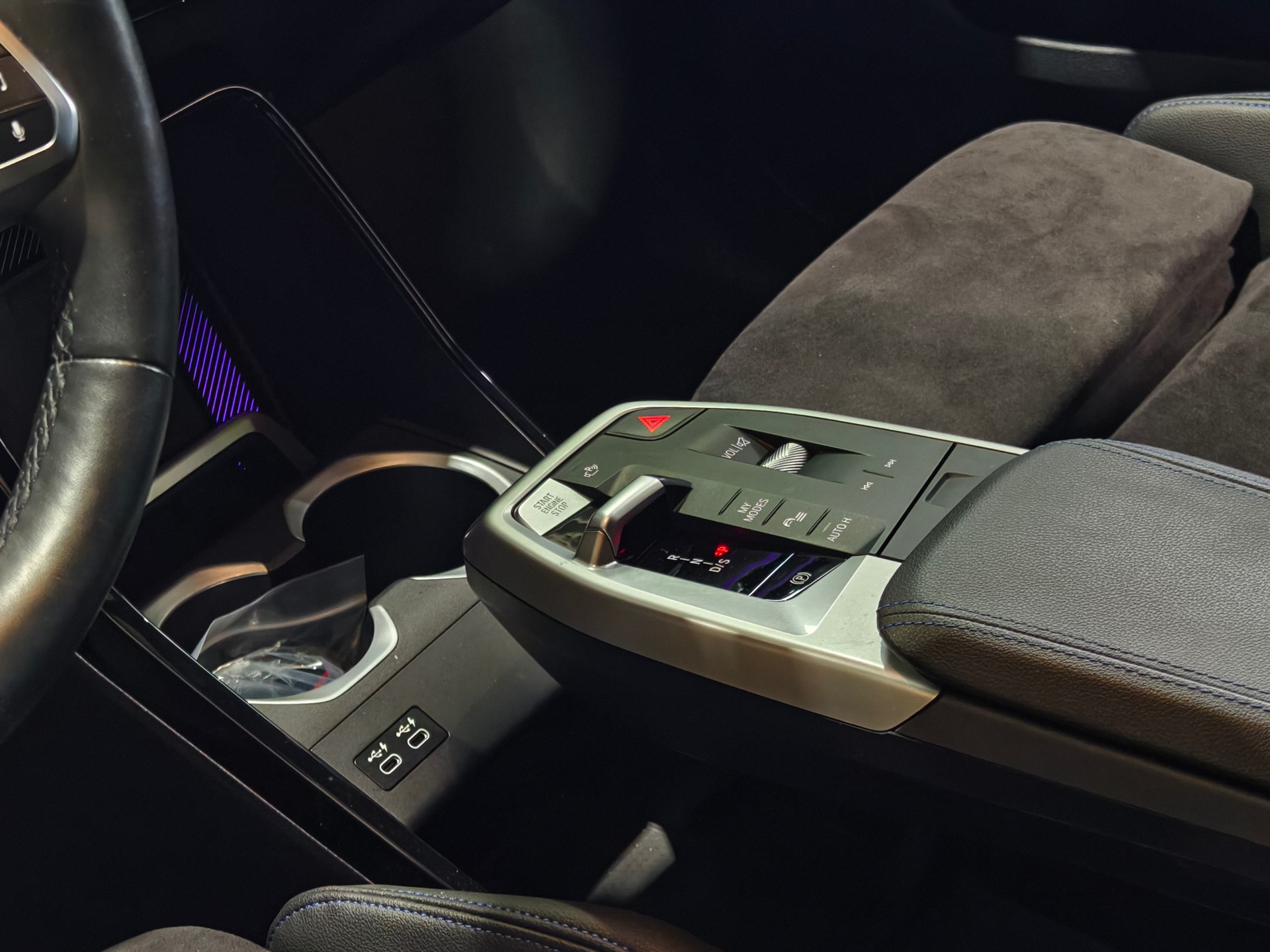 BMW X1 30e xDrive M-SSPORT CH FAHRZEUG-image-25