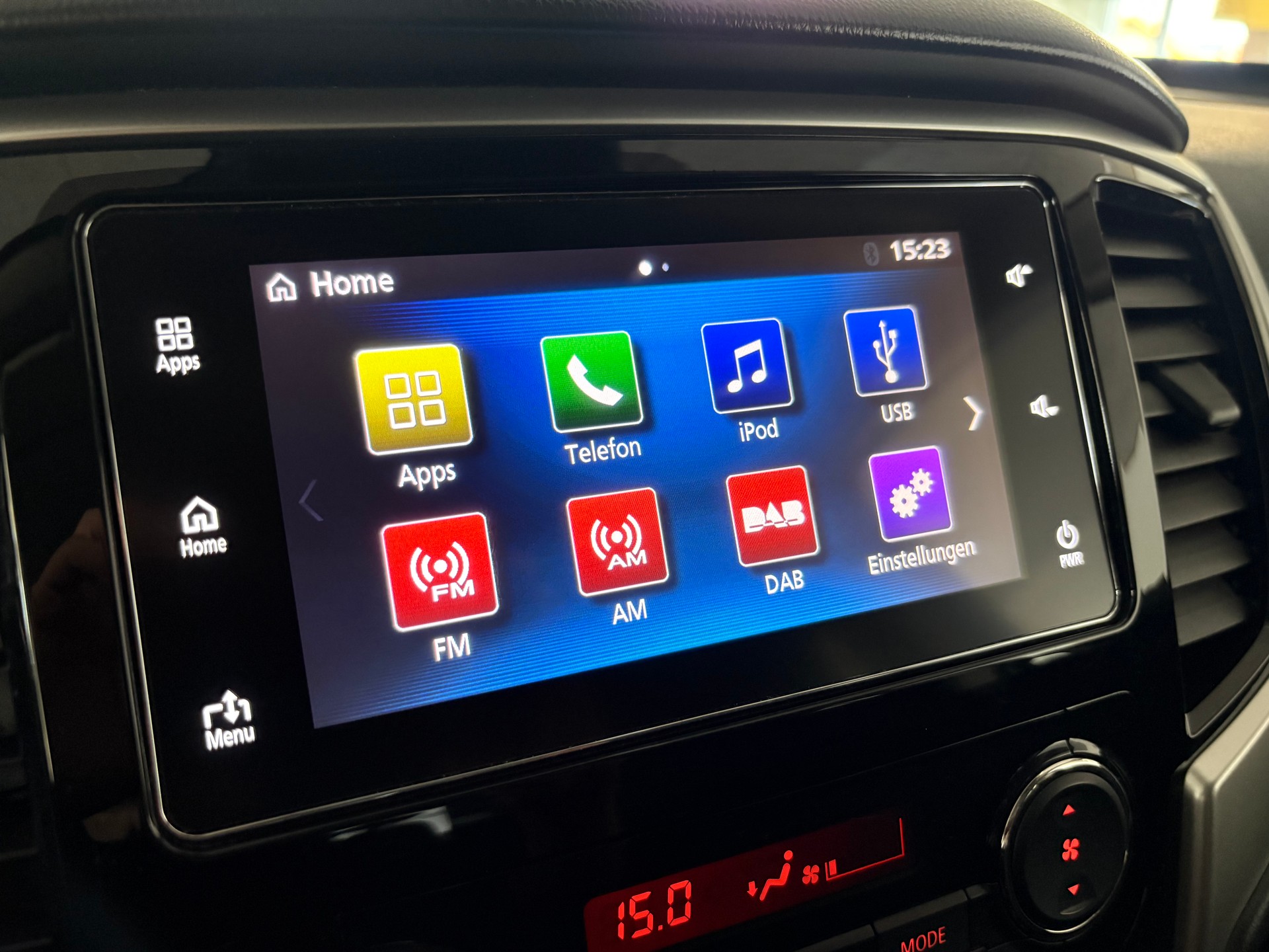 MITSUBISHI L 200 2.2 Style Double Cab Automat-image-14