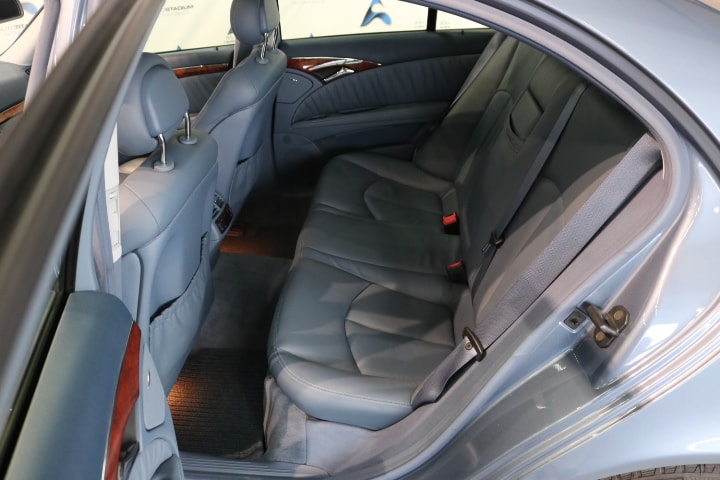 MERCEDES-BENZ E 320 Elégance Automatic-showroom-element-3