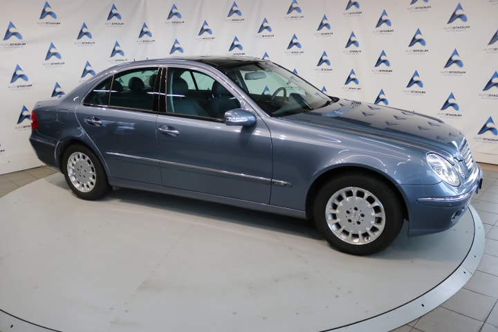 MERCEDES-BENZ E 320 Elégance Automatic-image-16