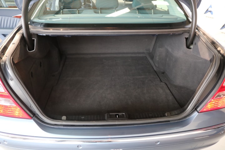 MERCEDES-BENZ E 320 Elégance Automatic-image-30