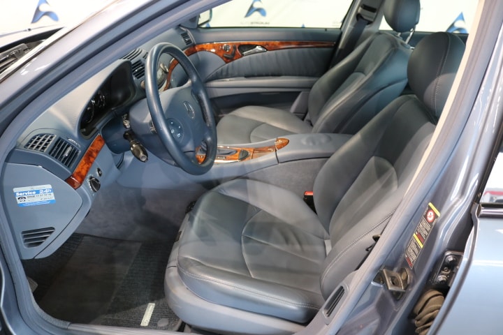 MERCEDES-BENZ E 320 Elégance Automatic-image-4