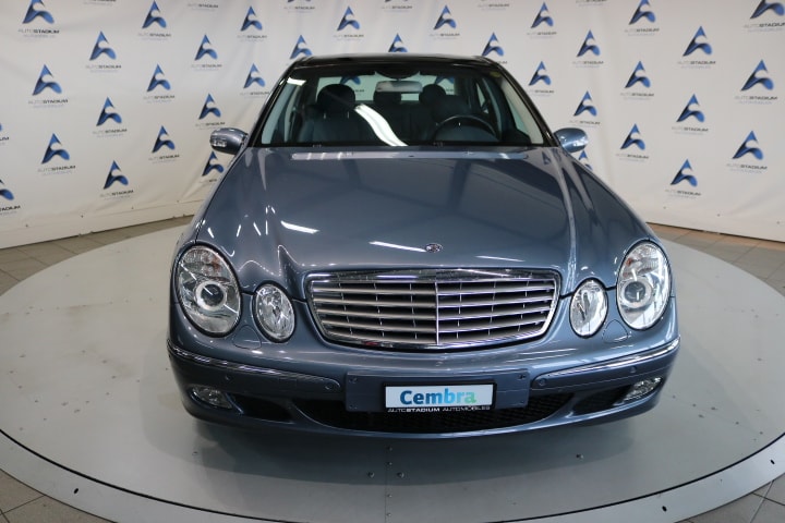 MERCEDES-BENZ E 320 Elégance Automatic-image-6