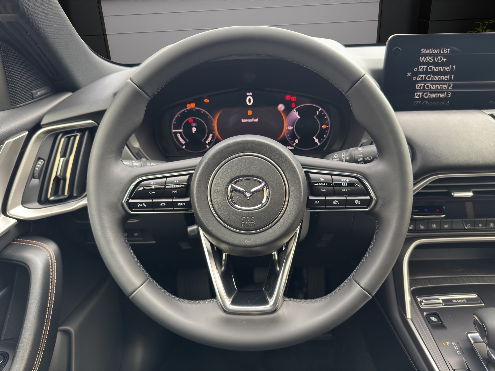 MAZDA CX-60 e-Skyactiv PHEV 327 AWD Homura Plus-image-11