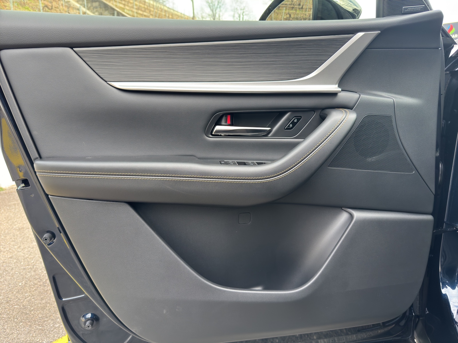 MAZDA CX-60 e-Skyactiv PHEV 327 AWD Homura Plus-image-13