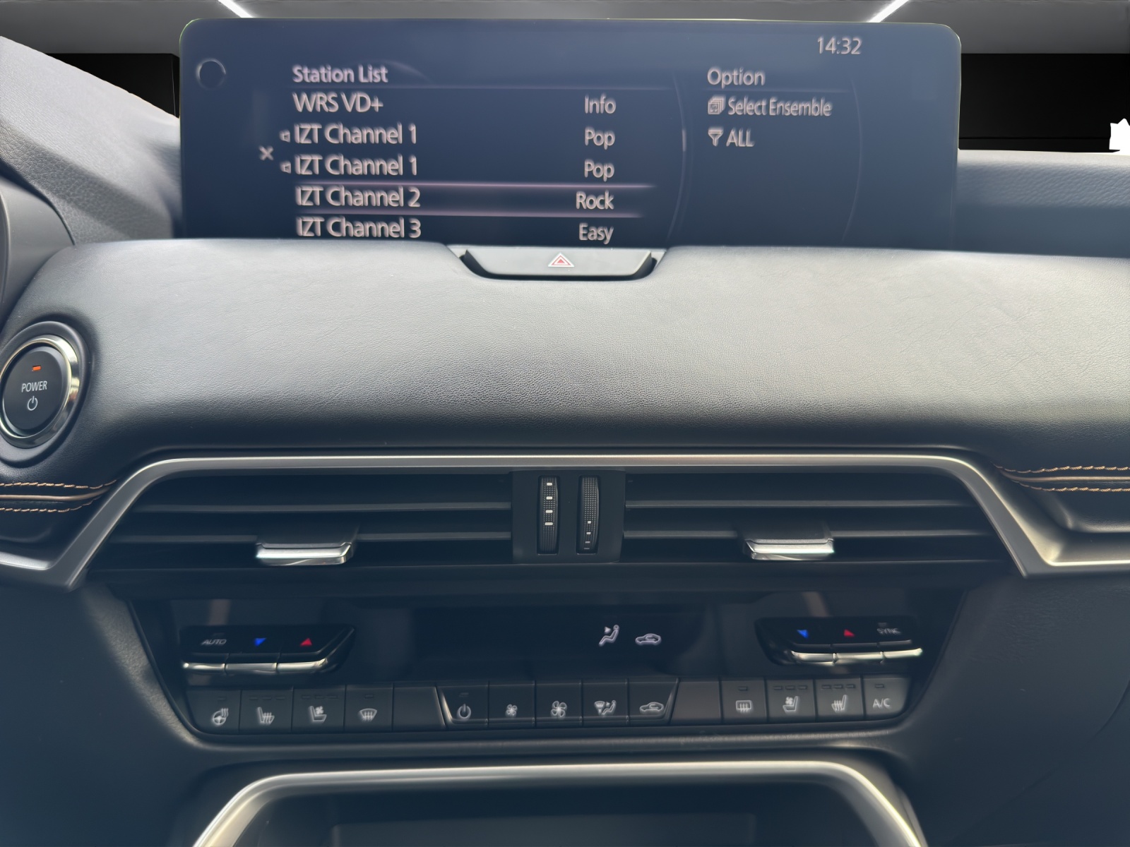 MAZDA CX-60 e-Skyactiv PHEV 327 AWD Homura Plus-image-12