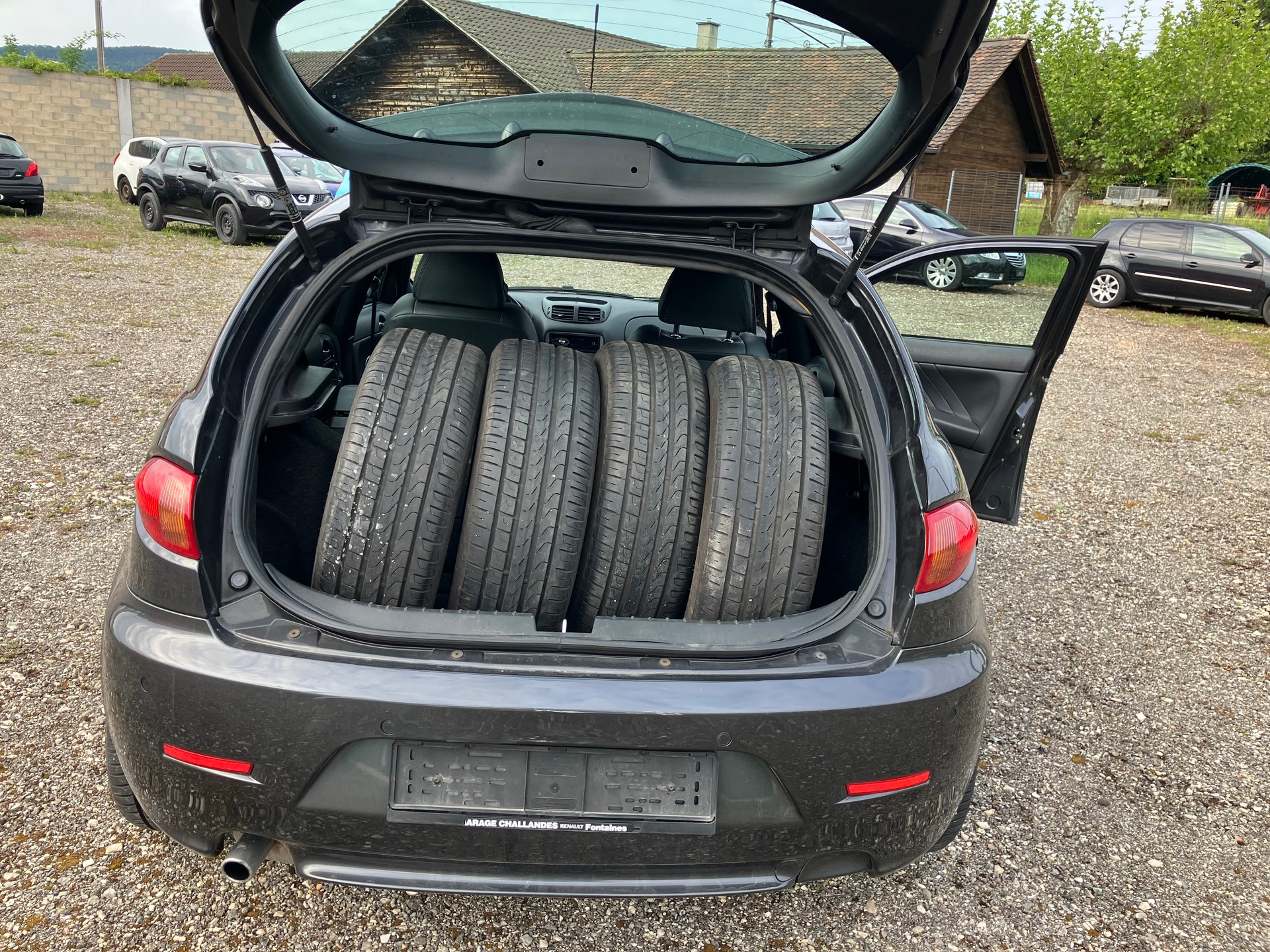 ALFA ROMEO 147 1.9 16V JTD Sport TI-image-8