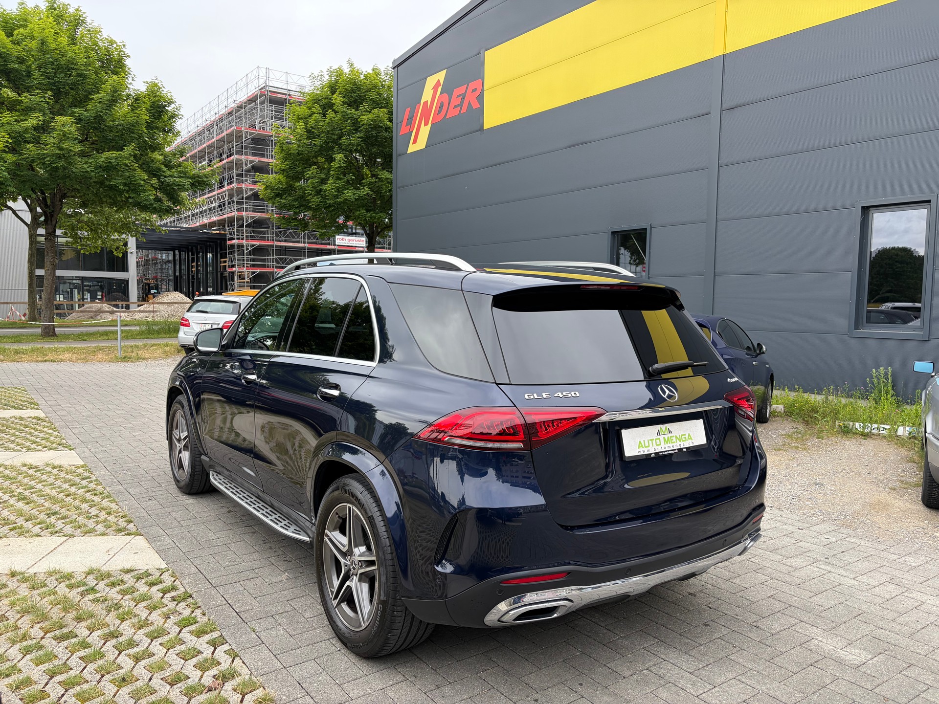MERCEDES-BENZ GLE 450 4Matic AMG Line 9G-Tronic-image-6