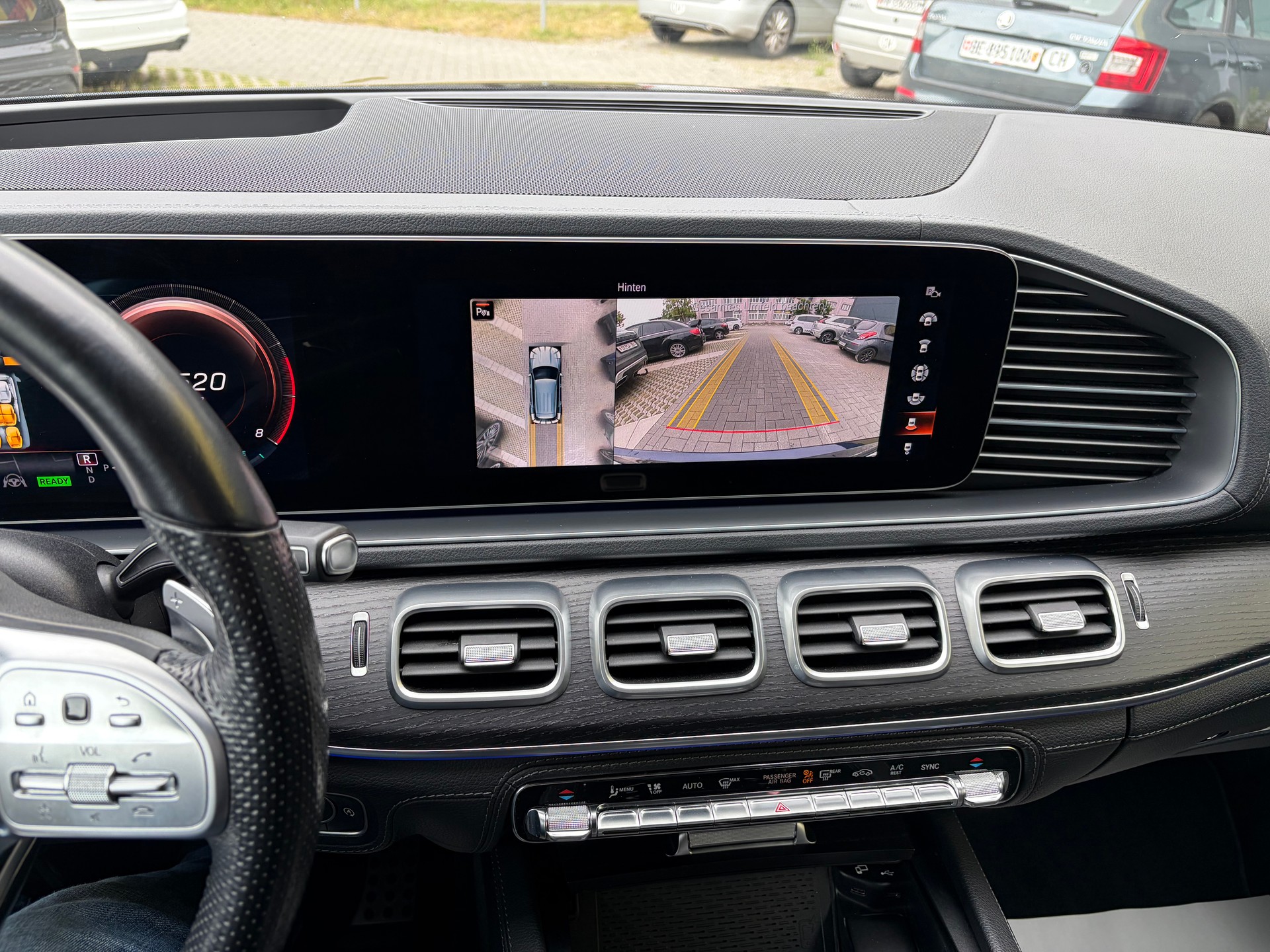 MERCEDES-BENZ GLE 450 4Matic AMG Line 9G-Tronic-image-14