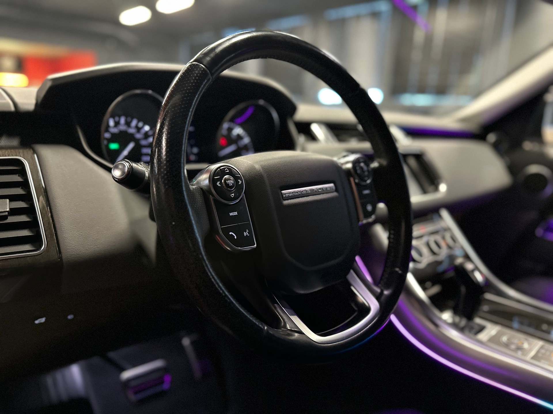LAND ROVER Range Rover Sport 5.0 V8 SC HSE Dynamic / ** Frisch ab MFK & Service 2026 **-image-15