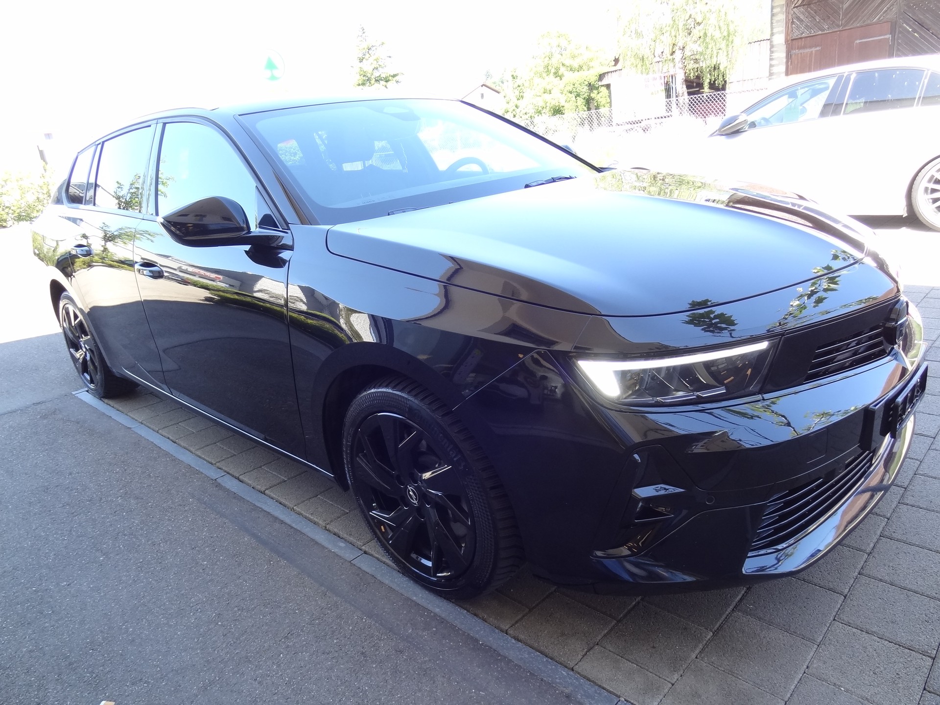 OPEL Astra Sports Tourer 1.6 PHEV Turbo Swiss Automatic-image-8