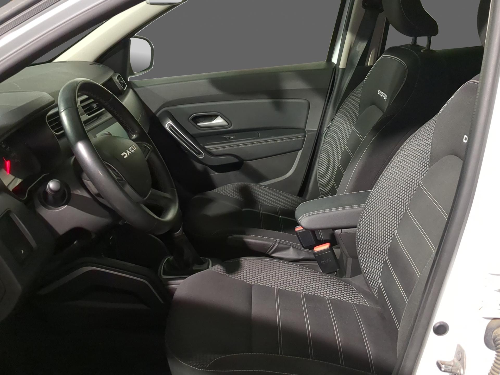 DACIA Duster TCe 150 Journey EDC 4x2-image-8