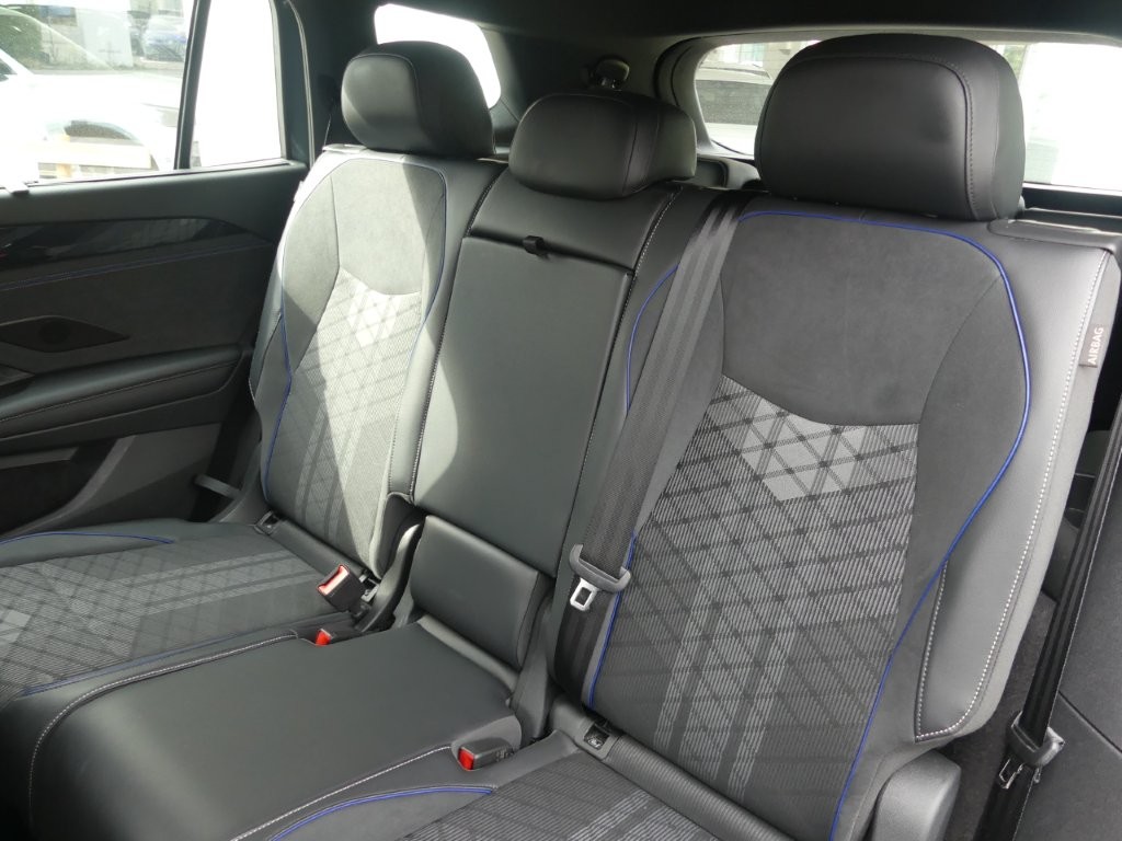 VW Tayron 2.0 TSI R-Line DSG 4Motion-image-12