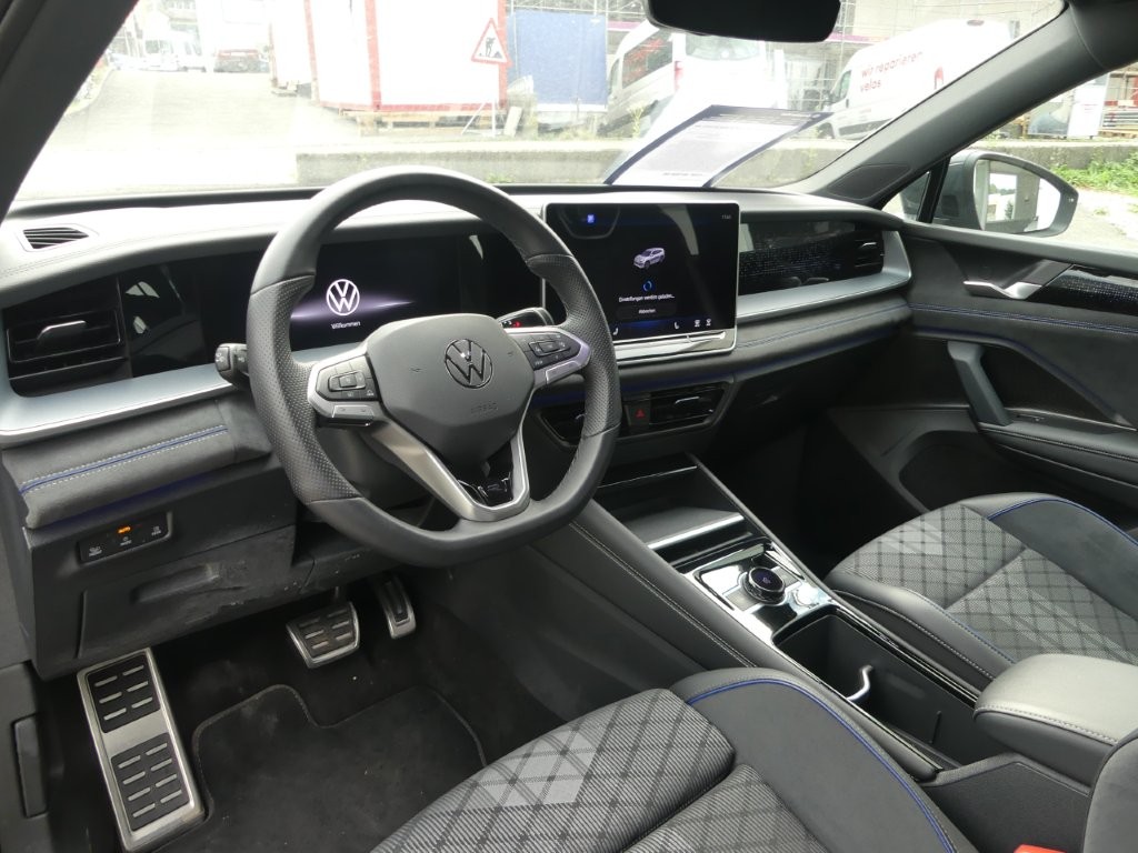 VW Tayron 2.0 TSI R-Line DSG 4Motion-image-7
