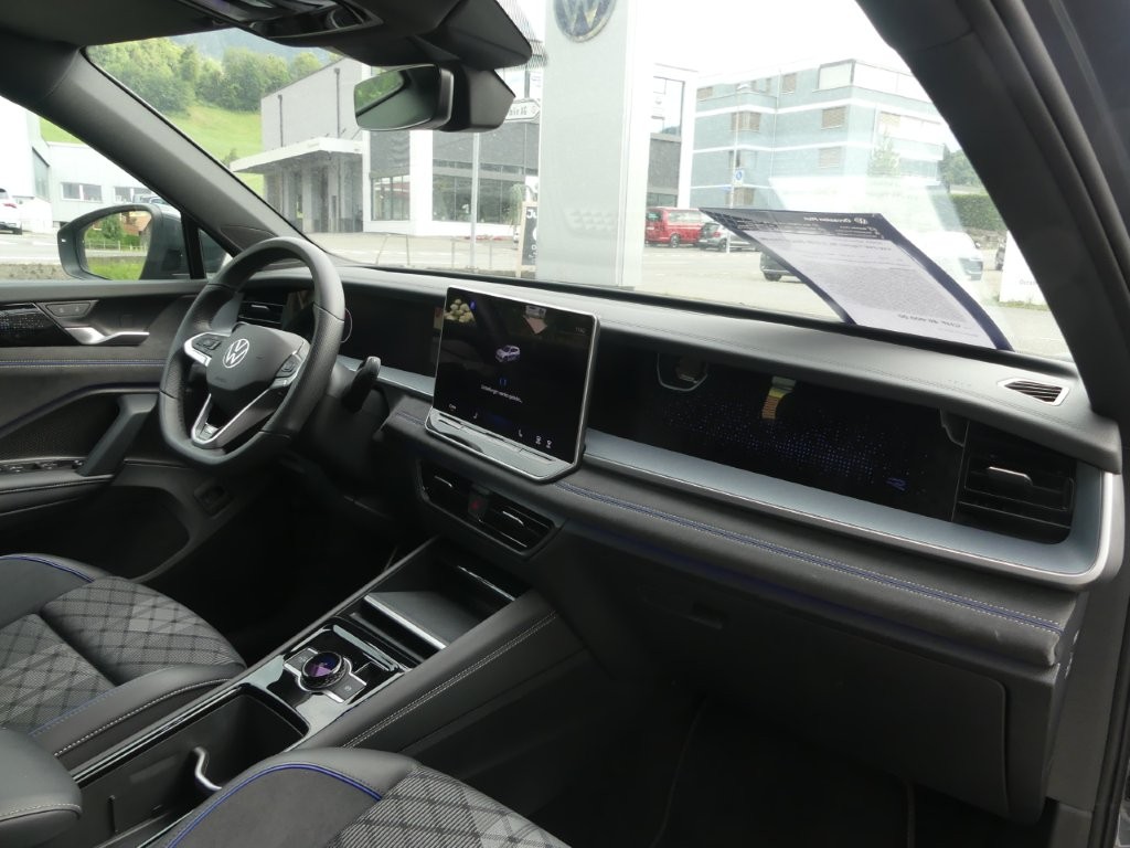 VW Tayron 2.0 TSI R-Line DSG 4Motion-image-9