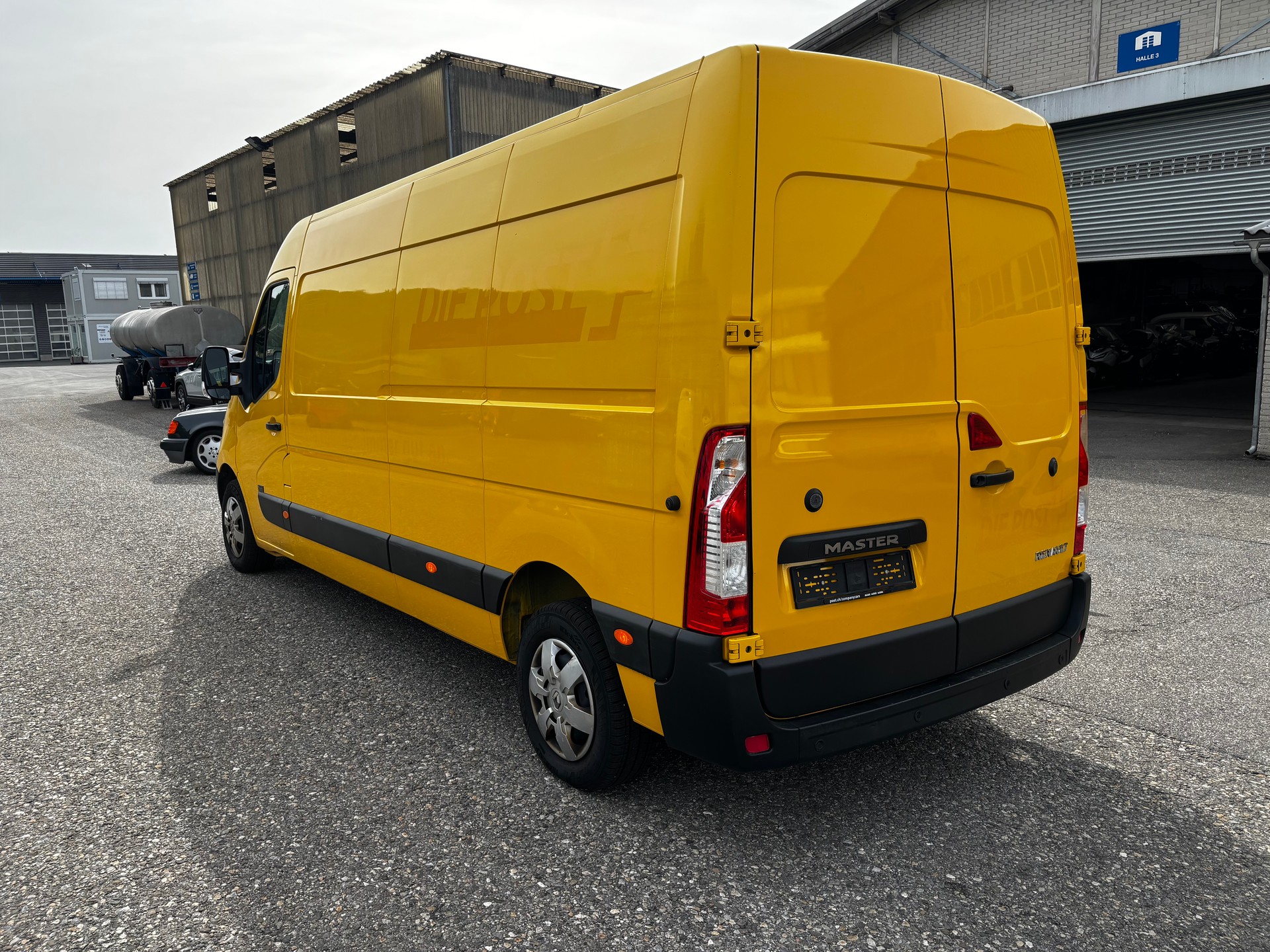 RENAULT Master T35 2.3dCi 130 L3H2-image-2