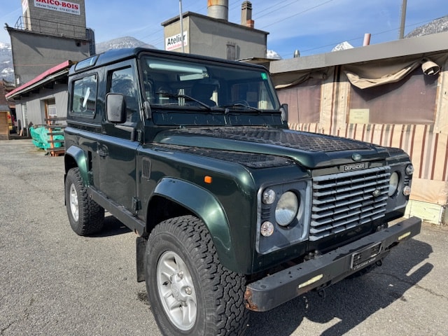 LAND ROVER Defender 90 SW 2.5 TDi-image-5
