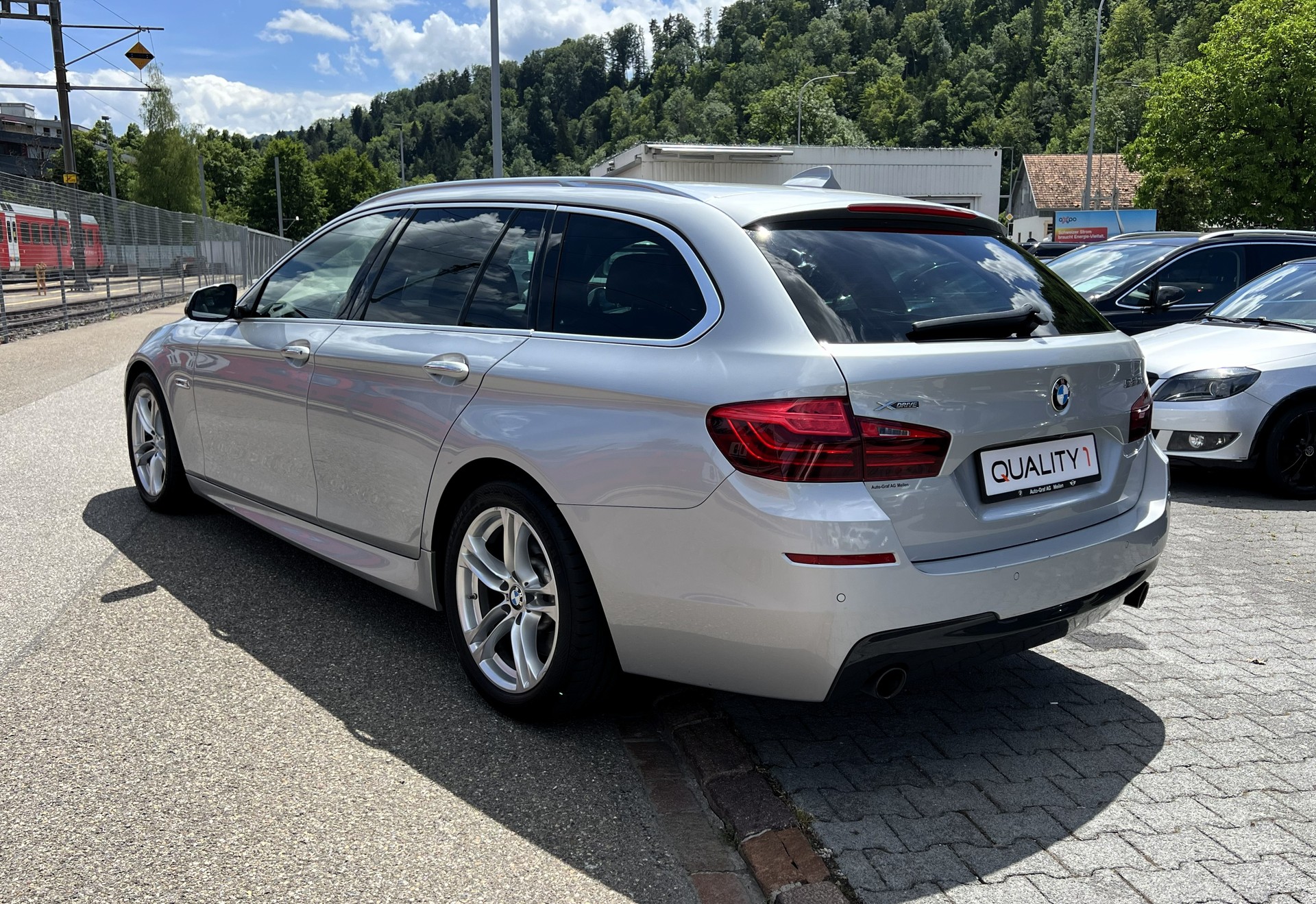 BMW 535d Touring xDrive Steptronic-image-2