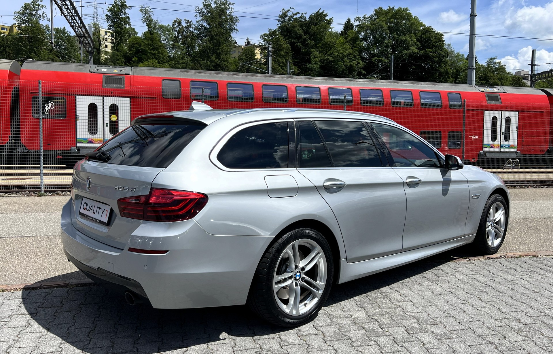 BMW 535d Touring xDrive Steptronic-image-4