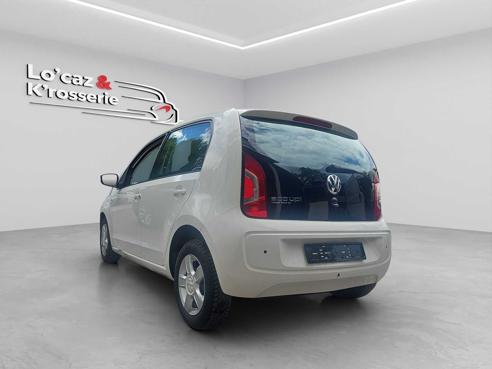 VW Up 1.0 BMT EcoFuel high up-image-3