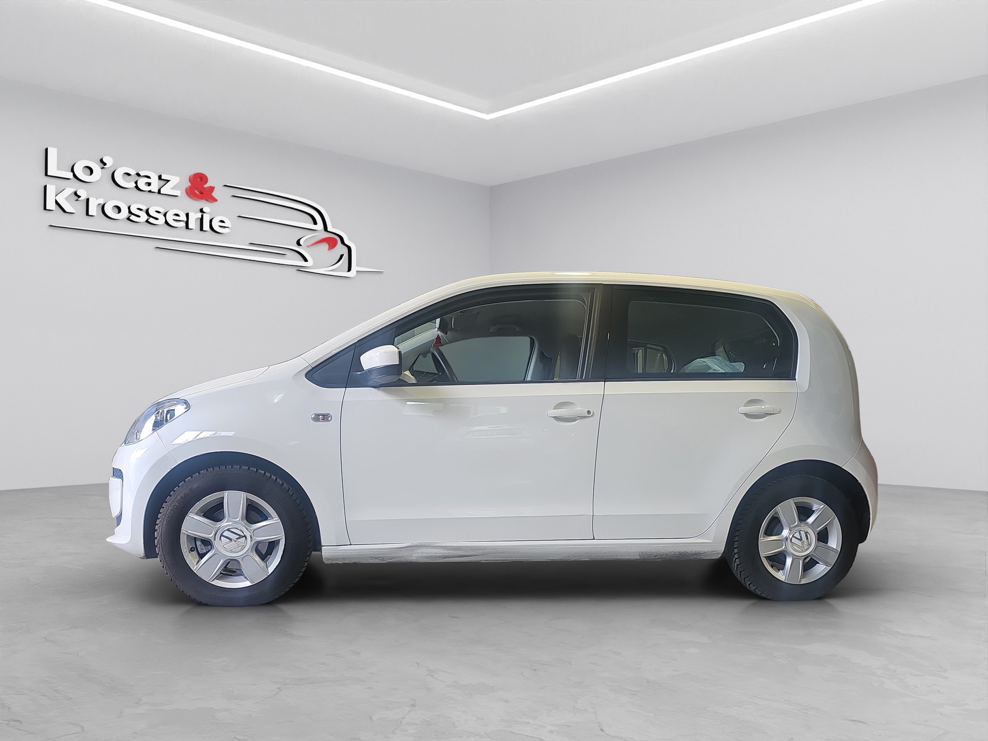 VW Up 1.0 BMT EcoFuel high up-image-2