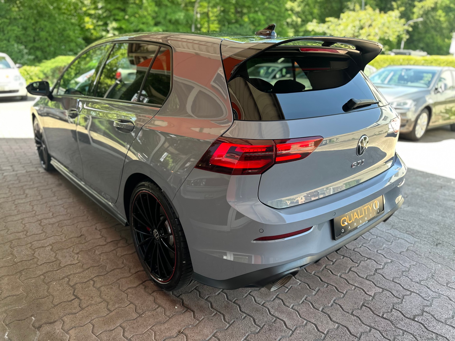 VW Golf 2.0 TSI GTI Clubsport 45 DSG-image-4
