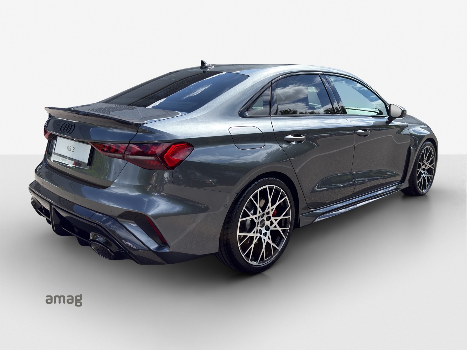 AUDI RS3 Limousine 2.5 TSI quattro S-tronic-image-4