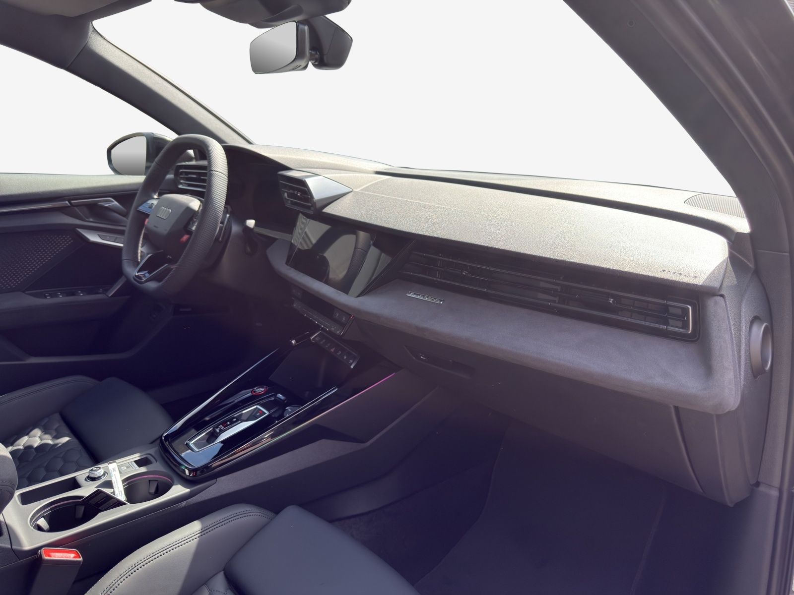 AUDI RS3 Limousine 2.5 TSI quattro S-tronic-image-14