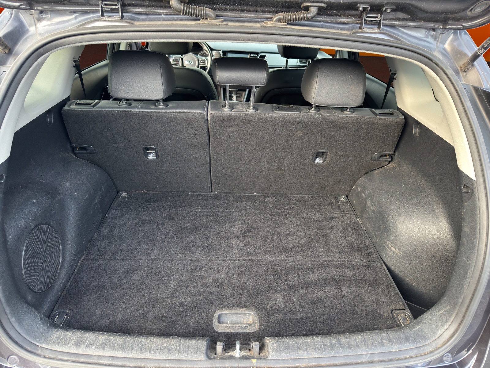 KIA Niro 1.6GDi Hybrid Style DCT-image-12