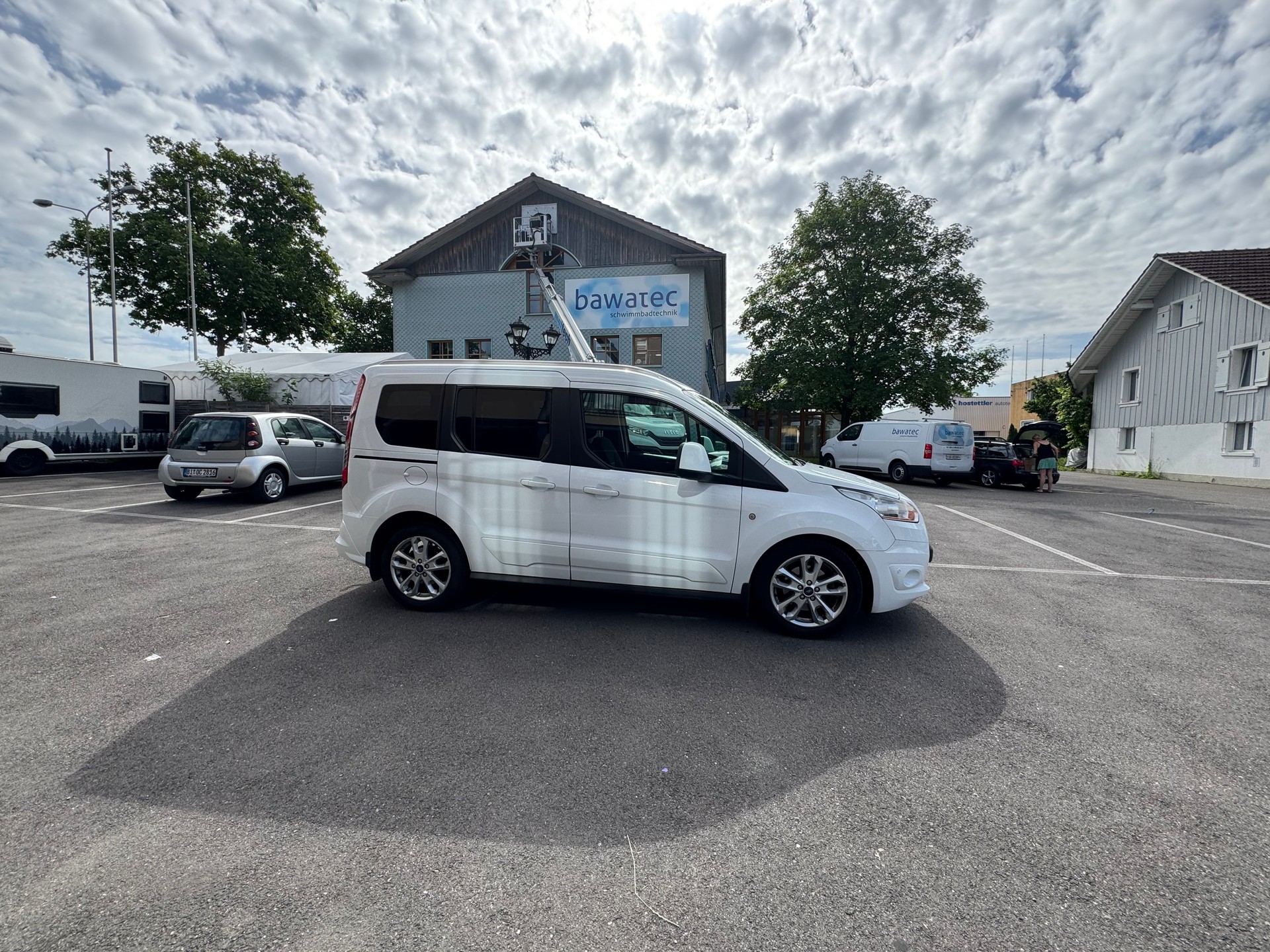 FORD Tourneo Connect 1.6 TDCi Trend-image-4