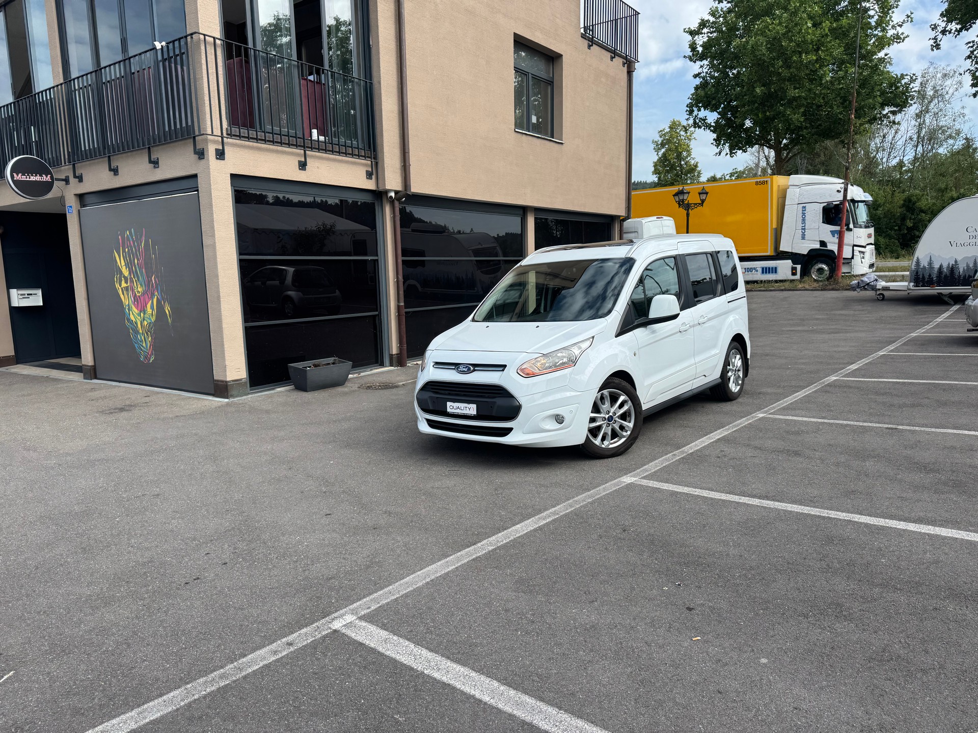 FORD Tourneo Connect 1.6 TDCi Trend-image-0