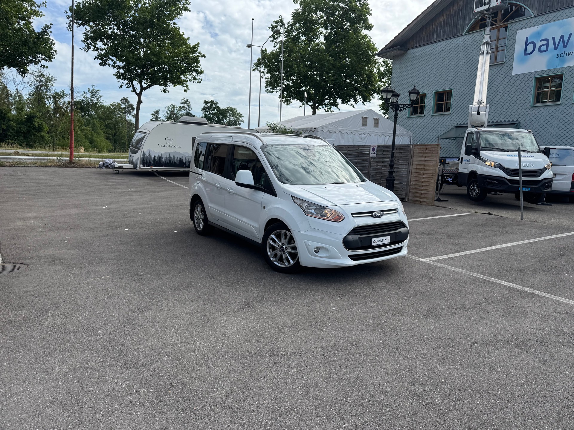 FORD Tourneo Connect 1.6 TDCi Trend-image-1